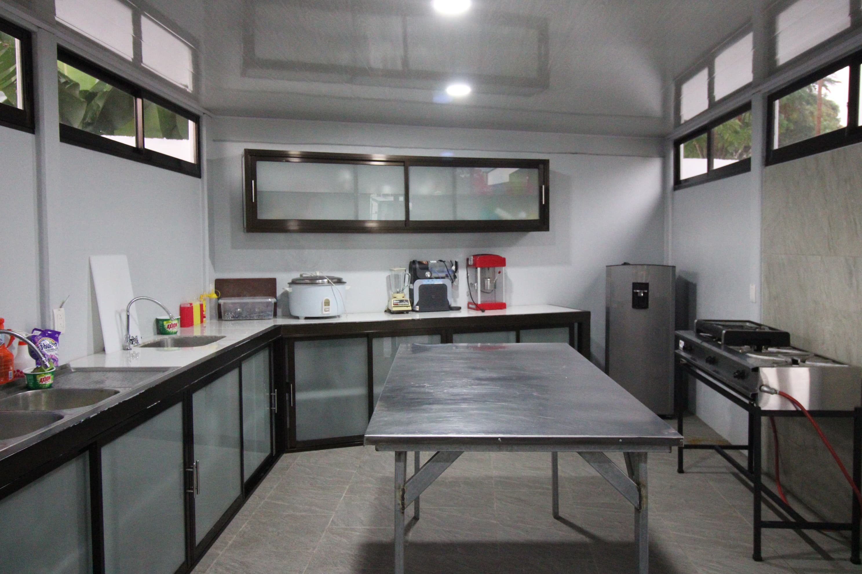 Cocina disponible para actividades en el Centro Don Bosco Pérez Zeledón