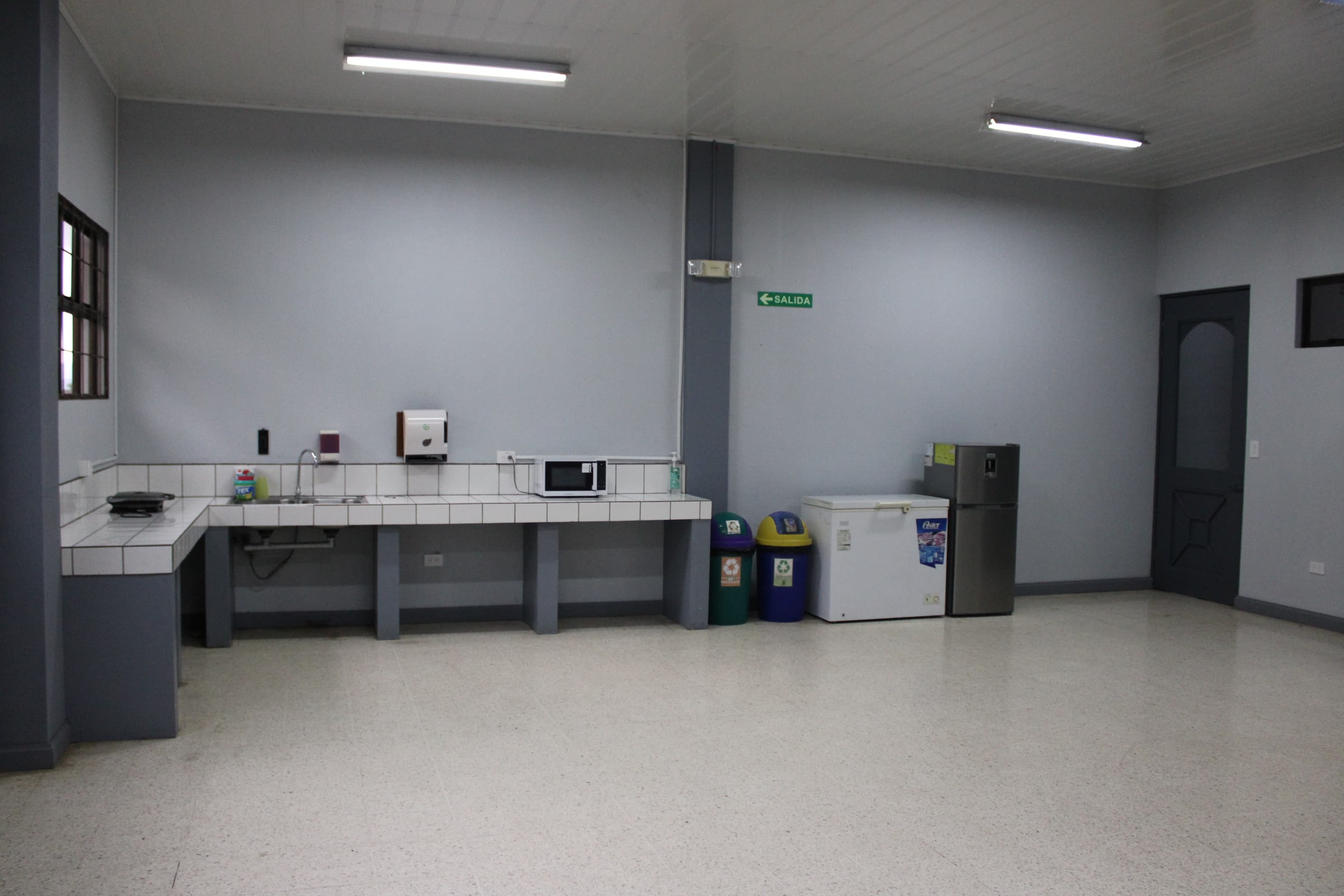 Instalaciones de cocina disponibles para grupos en el Centro Don Bosco