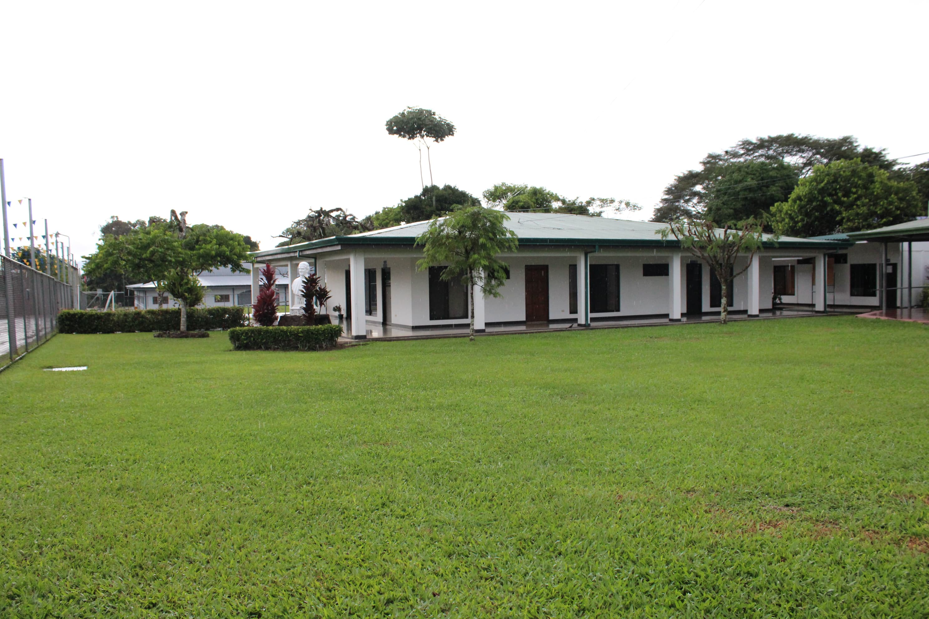 Bosque y áreas verdes del Centro Don Bosco Pérez Zeledón