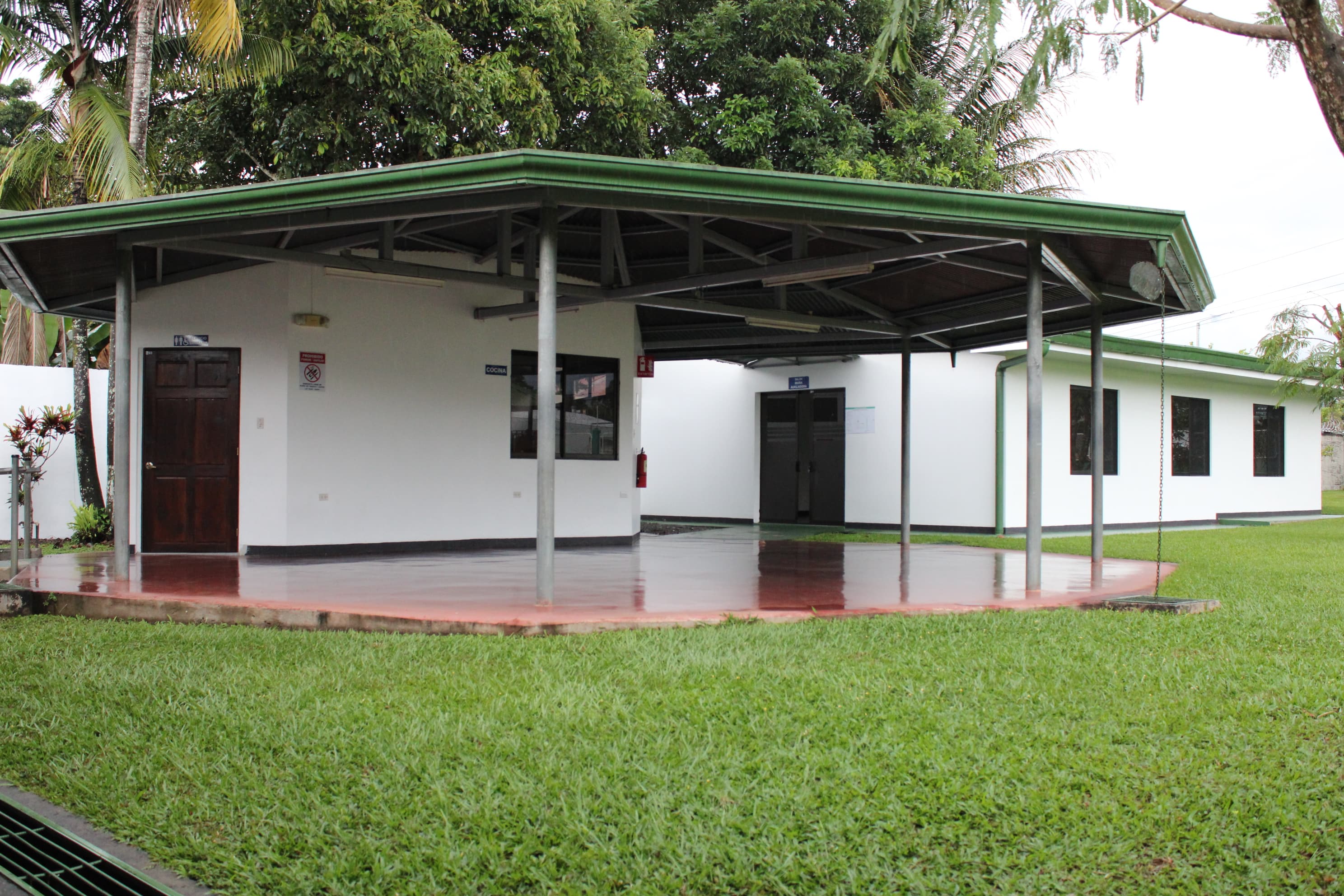 Área natural del Centro Don Bosco utilizada para actividades al aire libre