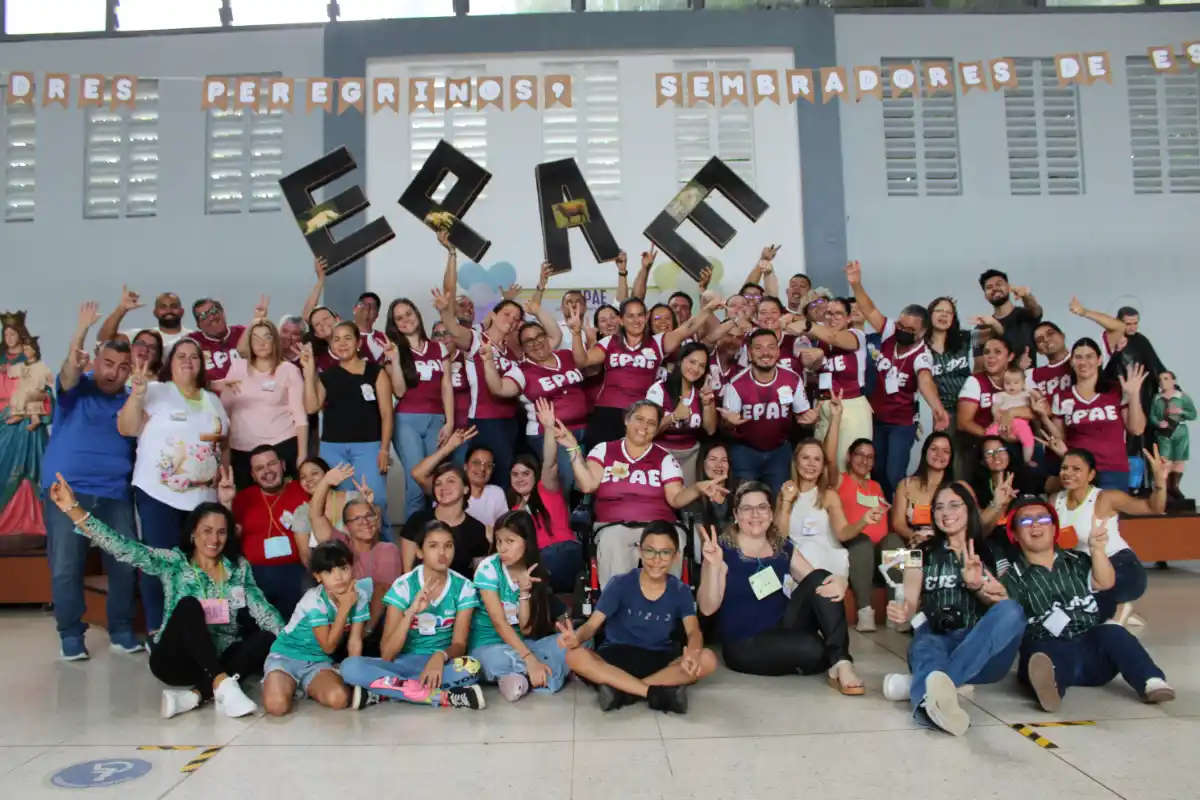 Grupo EPAE del Centro Don Bosco Pérez Zeledón reunido en una actividad formativa